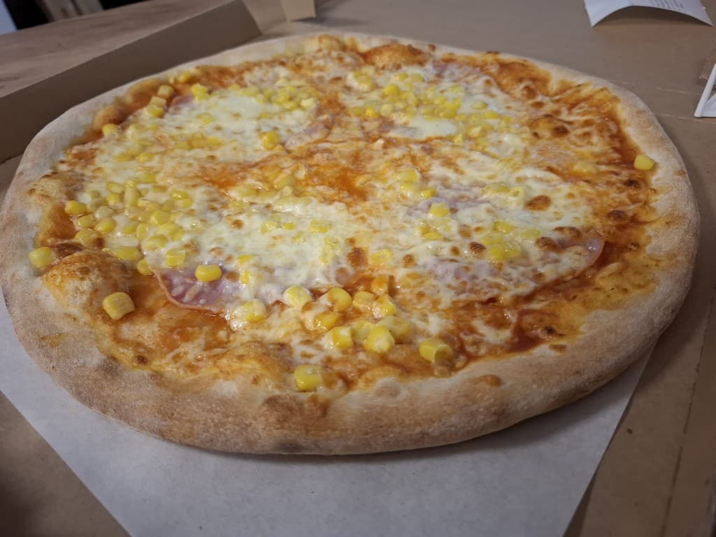 Monster Pizza — Kukuricová 33 cm